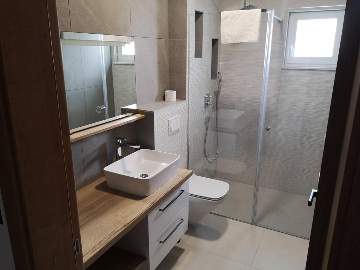 Villa Sara With Sea View And Private Heated Pool Omiš Екстериор снимка