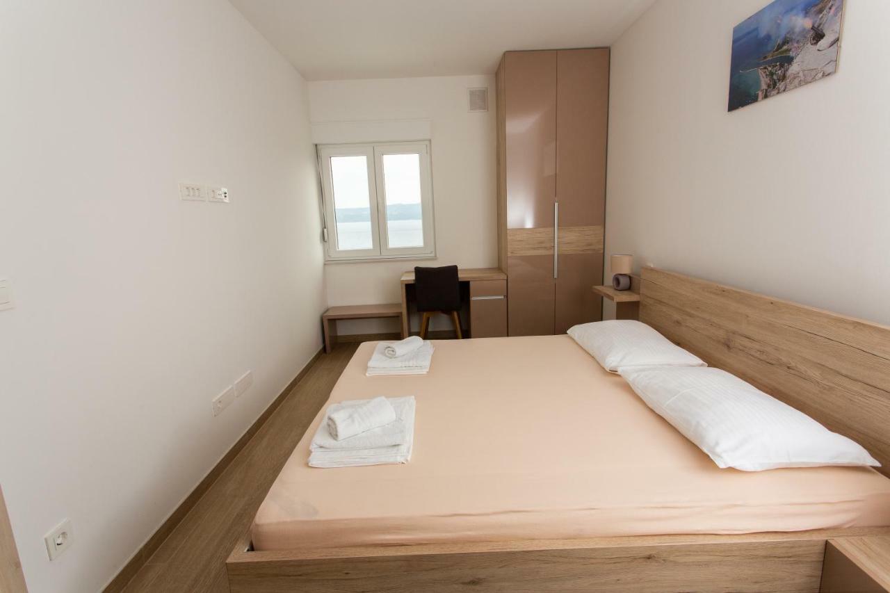 Villa Sara With Sea View And Private Heated Pool Omiš Екстериор снимка