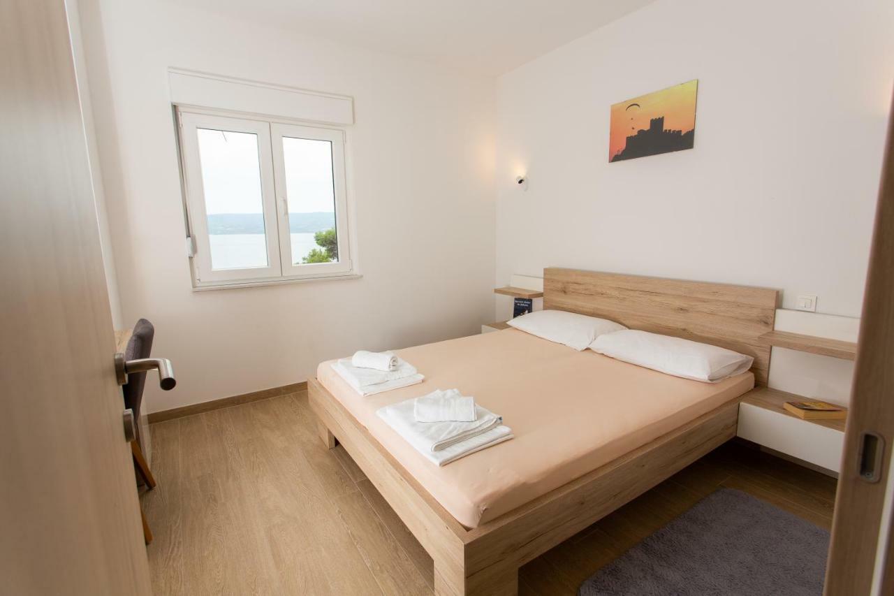 Villa Sara With Sea View And Private Heated Pool Omiš Екстериор снимка