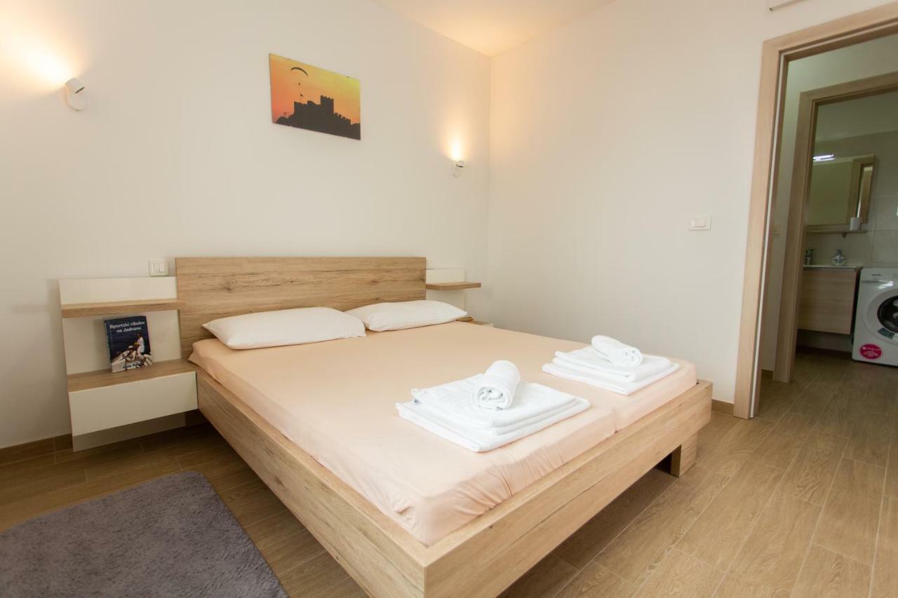 Villa Sara With Sea View And Private Heated Pool Omiš Екстериор снимка