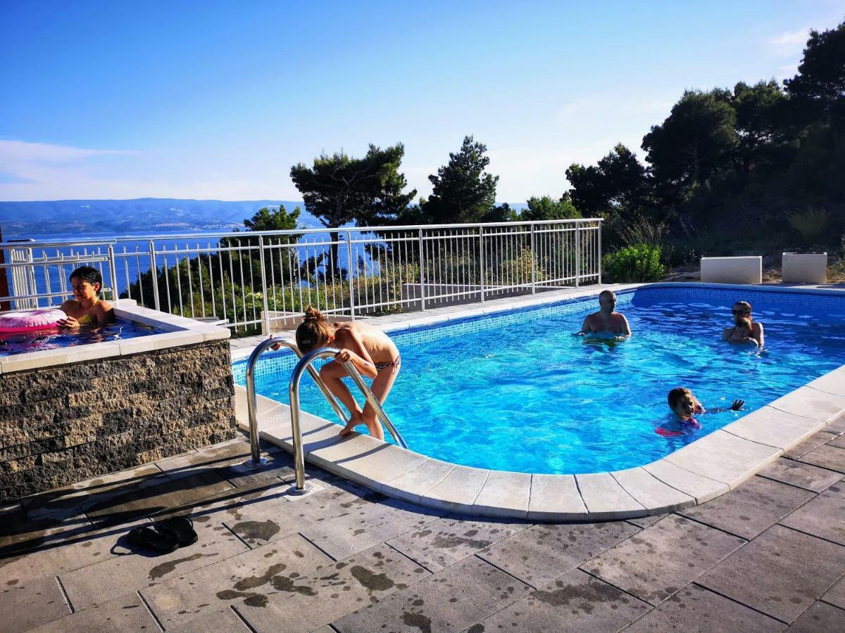 Villa Sara With Sea View And Private Heated Pool Omiš Екстериор снимка